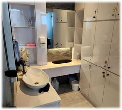 722 ANG MO KIO AVENUE 8 (D20), Shop House #569567141